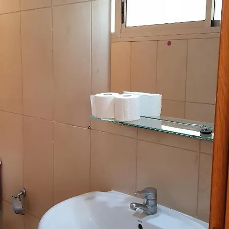 Strelitzia Park 公寓式酒店 圣米格尔德阿沃纳